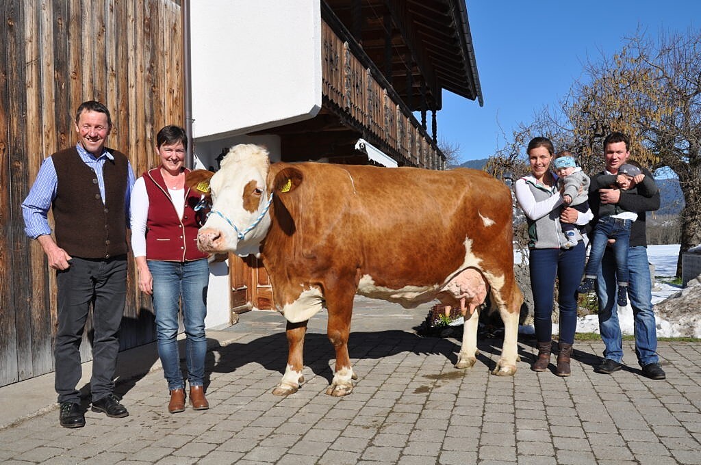 Die Familie Wilibald mit Inka, der Mutter von Mint