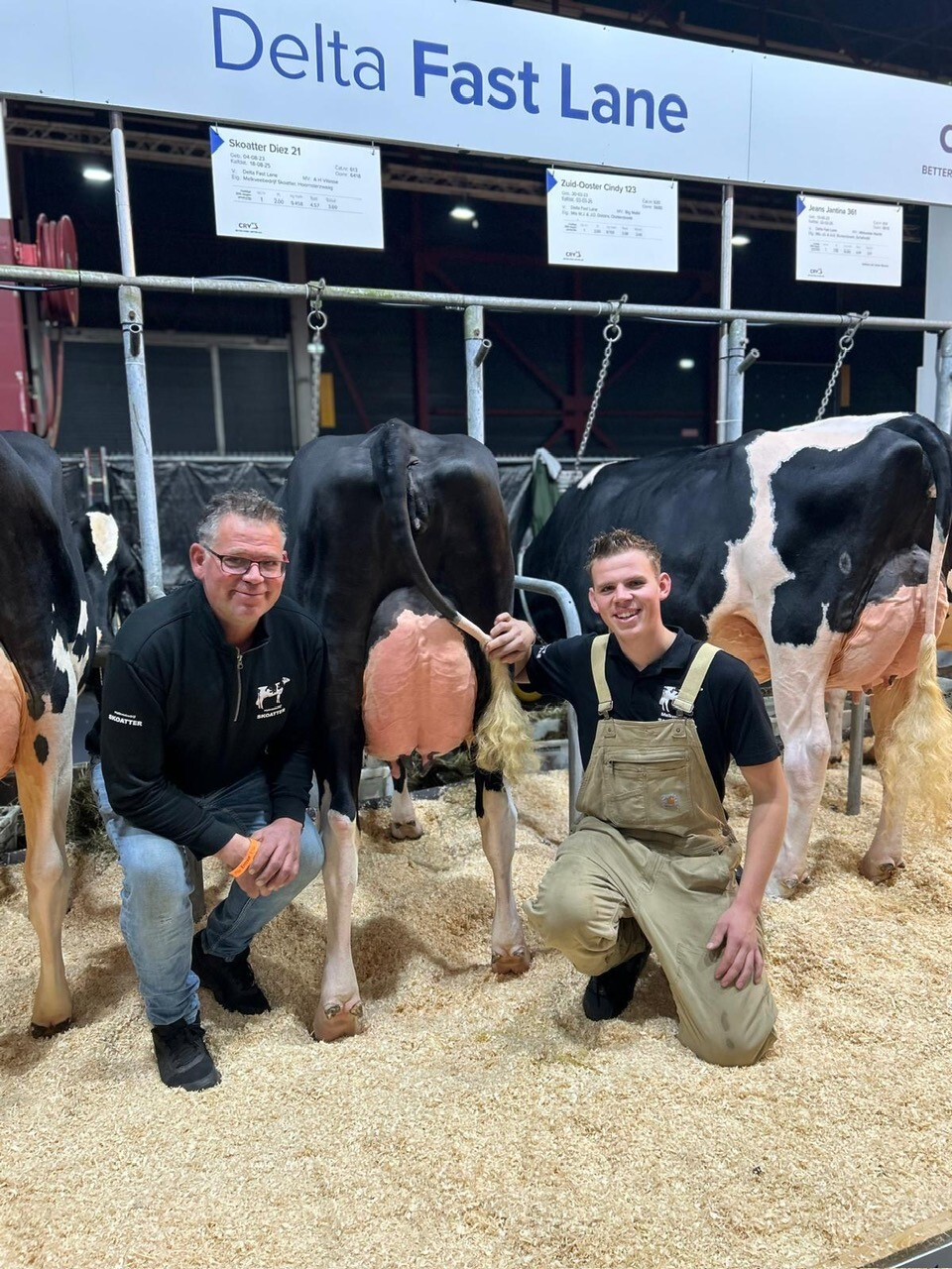 Skoatler Diez 21, van melkveebedrijf Skoatler met Peter en Bas Koopstra.
