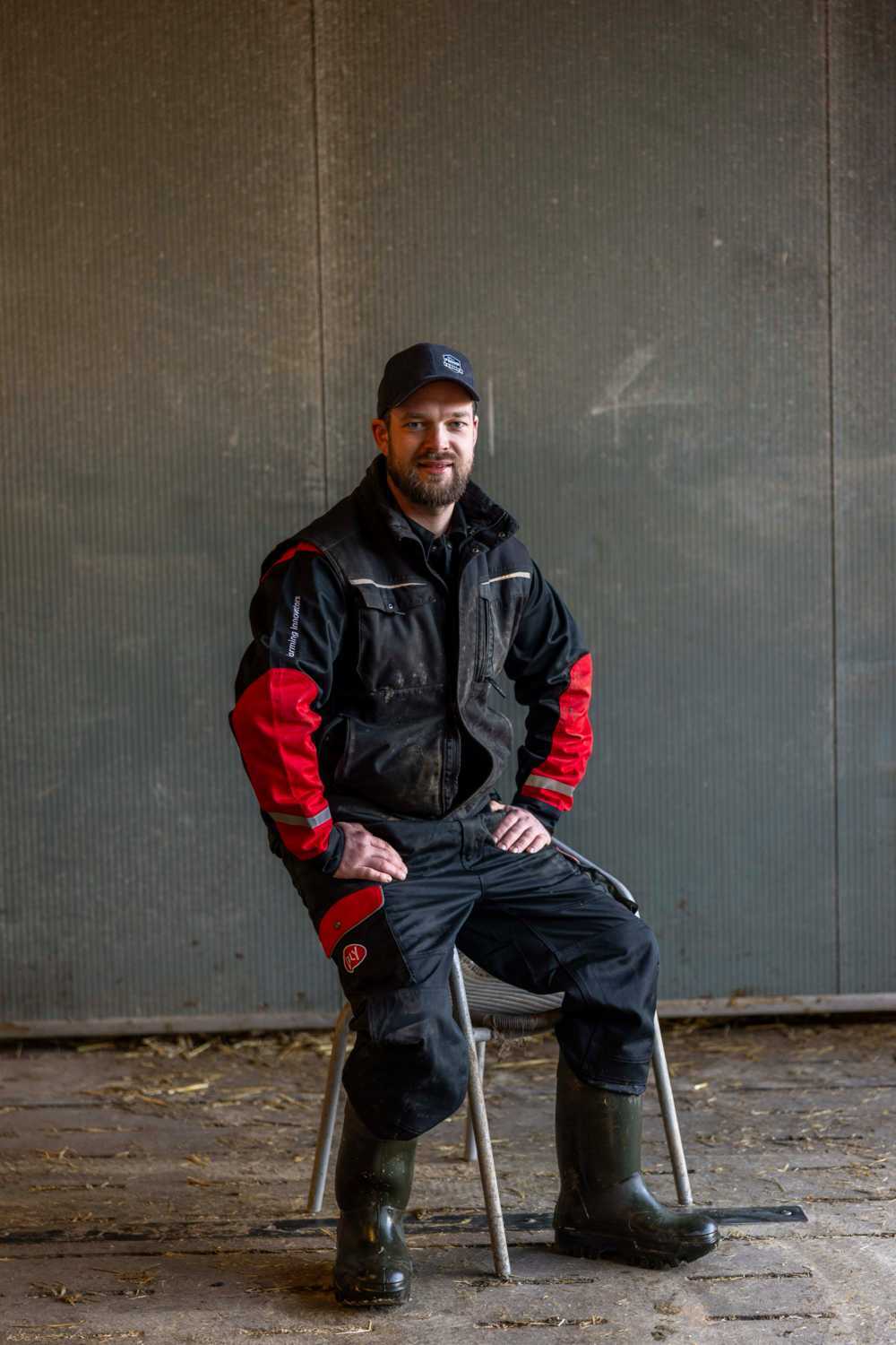 “With CRV bulls, HerdOptimizer, and SiryX, we breed a herd that  produces over  11,000 kilos of  milk with high components.”