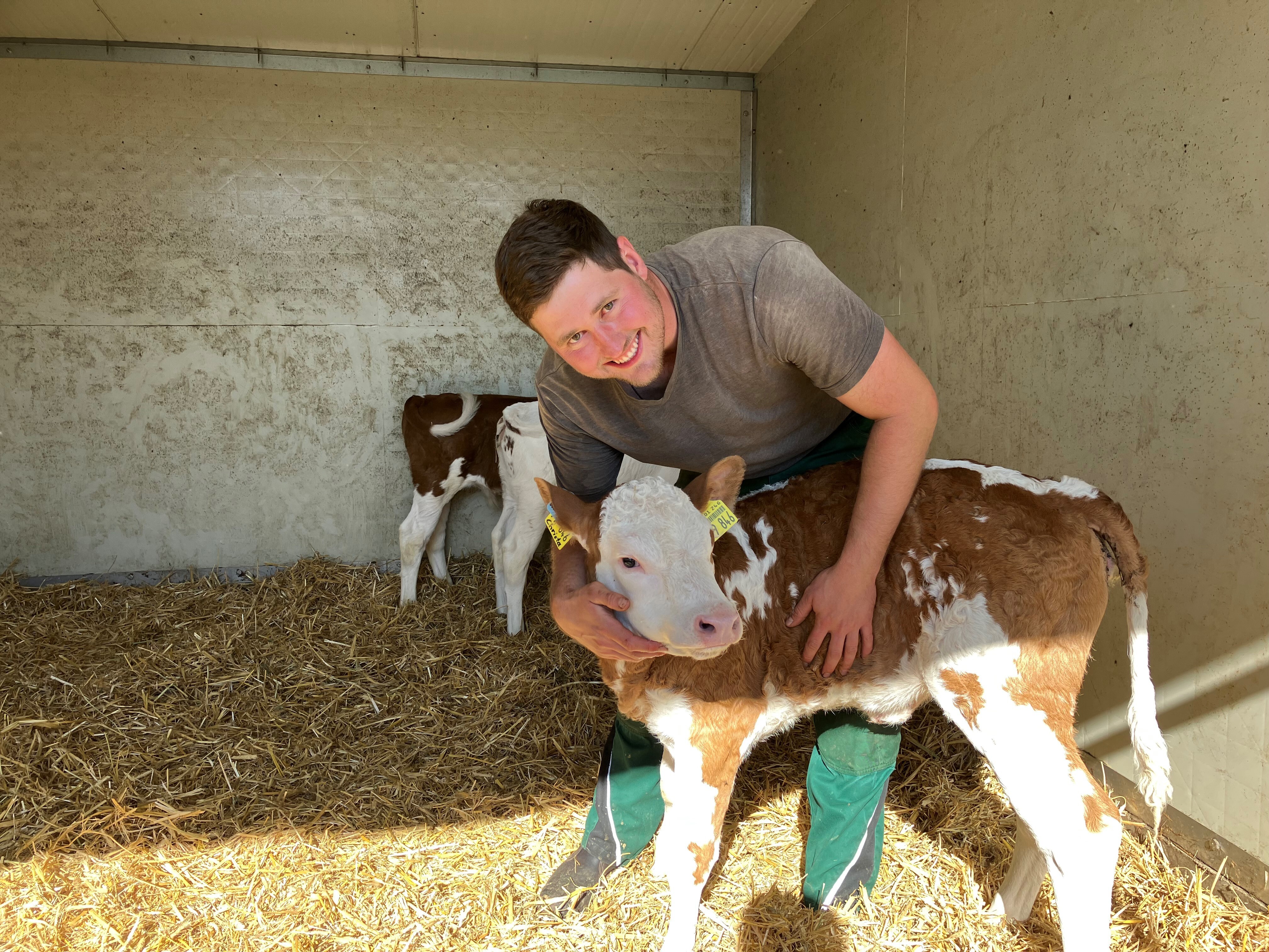 Thies Kruse, Landwirt (75 Kühe in Milch; 8800Kg Milch, 4,2 % Fett, 3,71 % Eiweiß)