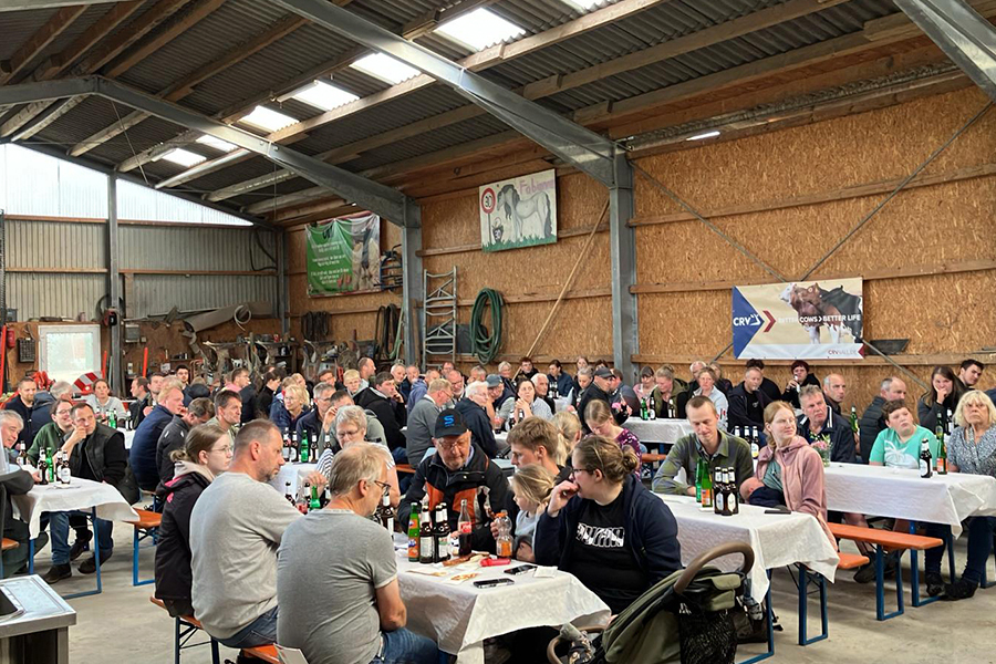 Hofabend, Leute, Menschen, Landwirte, Farmer