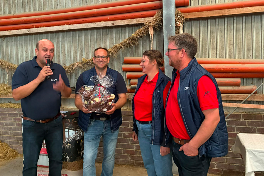 Geschenk, Axel Escher, Oliver Verhoef