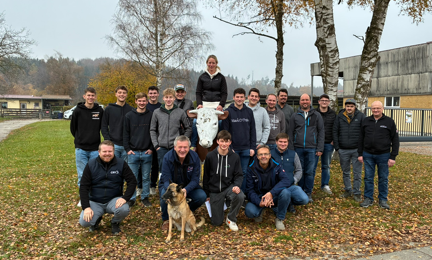 Zwei erfolgreiche Lehrgänge für Eigenbestandsbesamer in Rottmoos